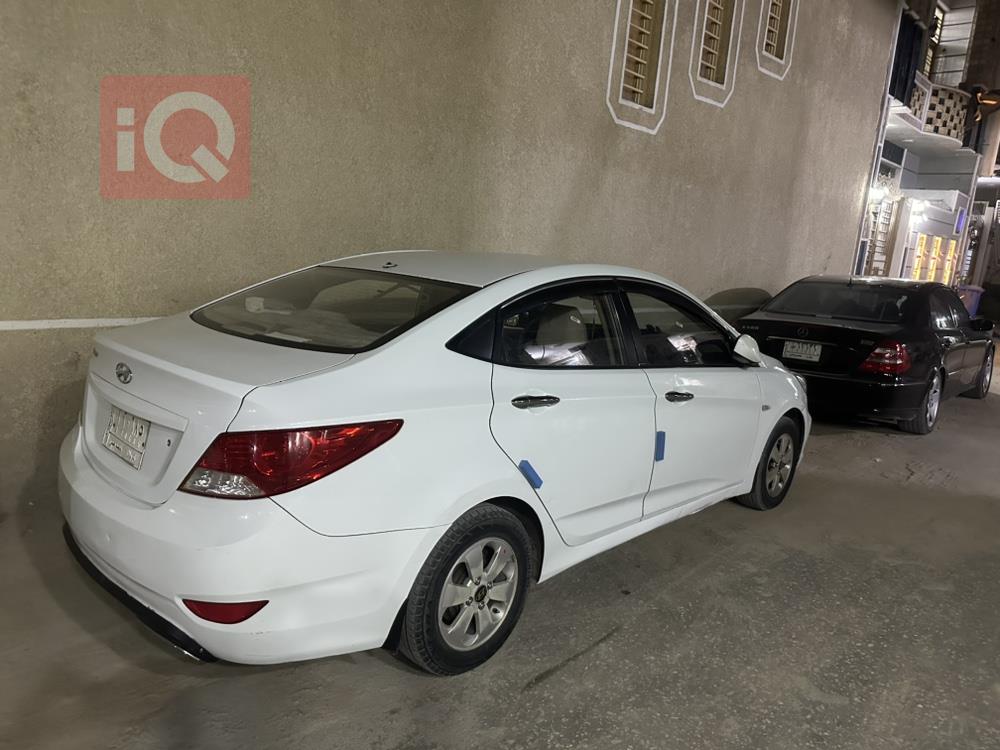 Hyundai Accent